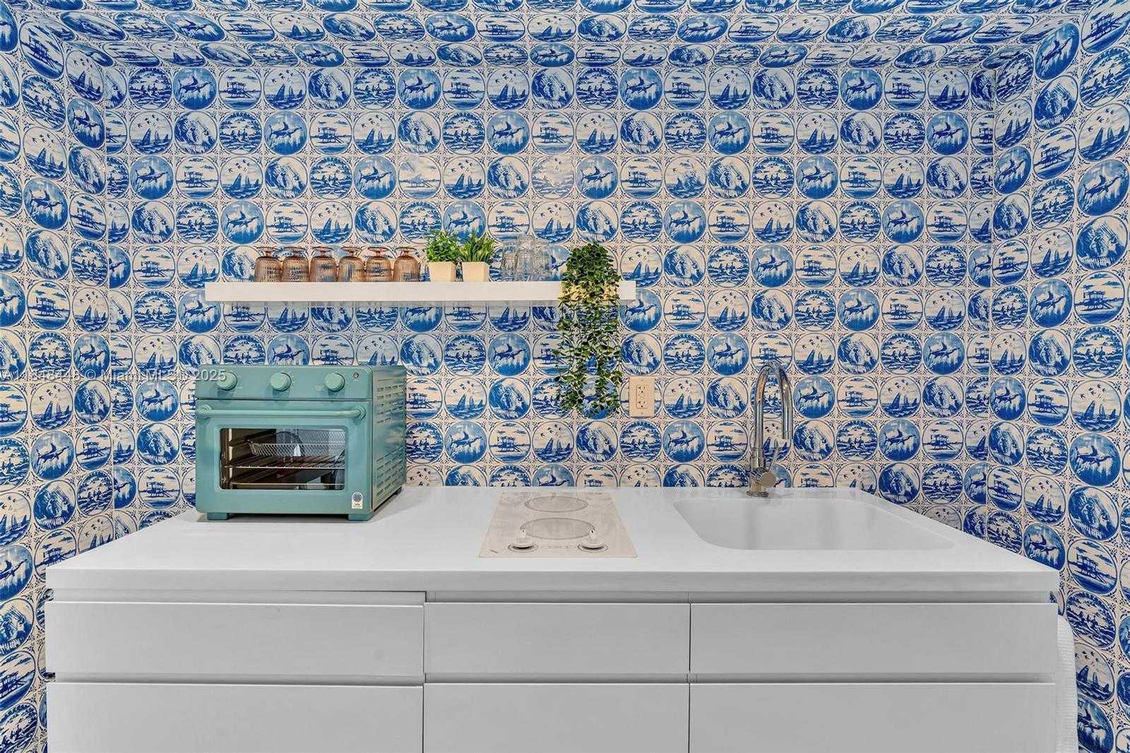 Small Image of 1100 WEST AVE #1019, Miami Beach Number 7