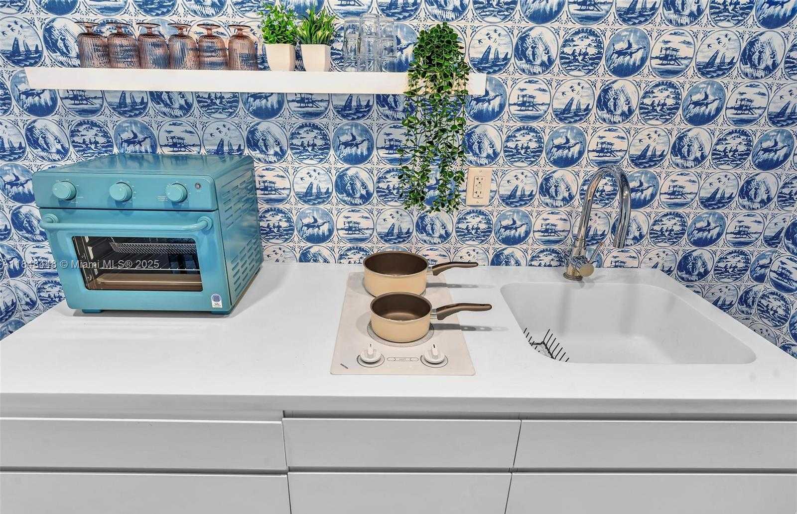 Small Image of 1100 WEST AVE #1019, Miami Beach Number 8