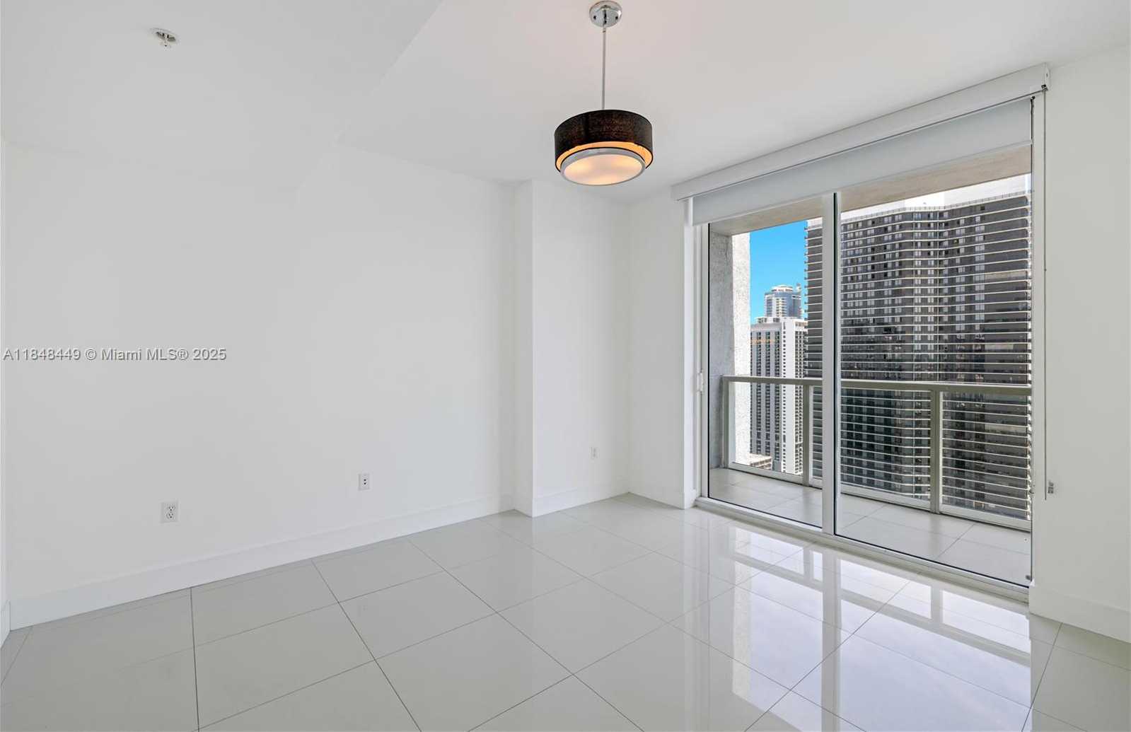 Small Image of 244 BISCAYNE BLVD #3904, Miami Number 12