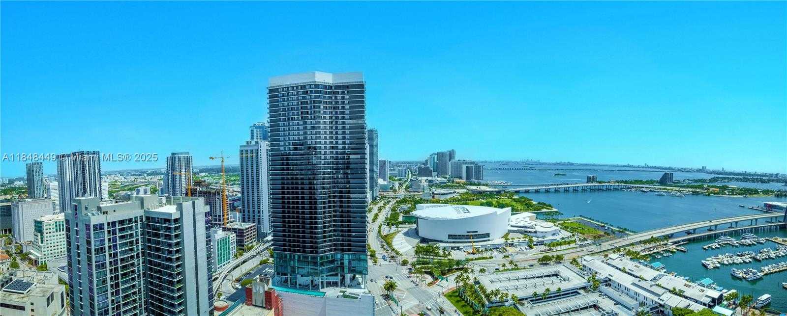Small Image of 244 BISCAYNE BLVD #3904, Miami Number 16