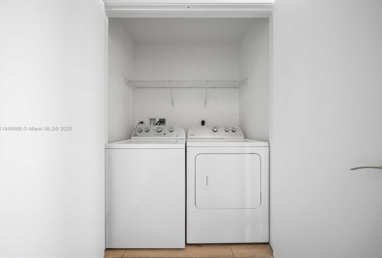 Small Image of 999 SOUTH WEST 1ST AVE #2406, Miami Number 24