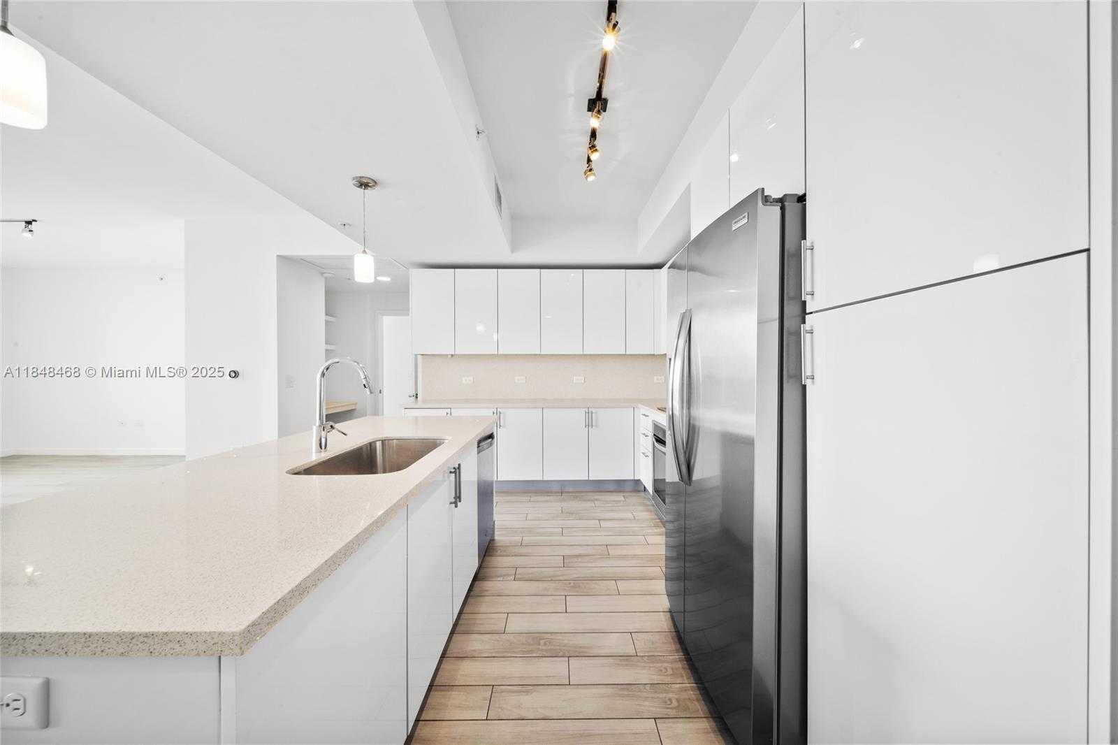 Small Image of 999 SOUTH WEST 1ST AVE #2406, Miami Number 3