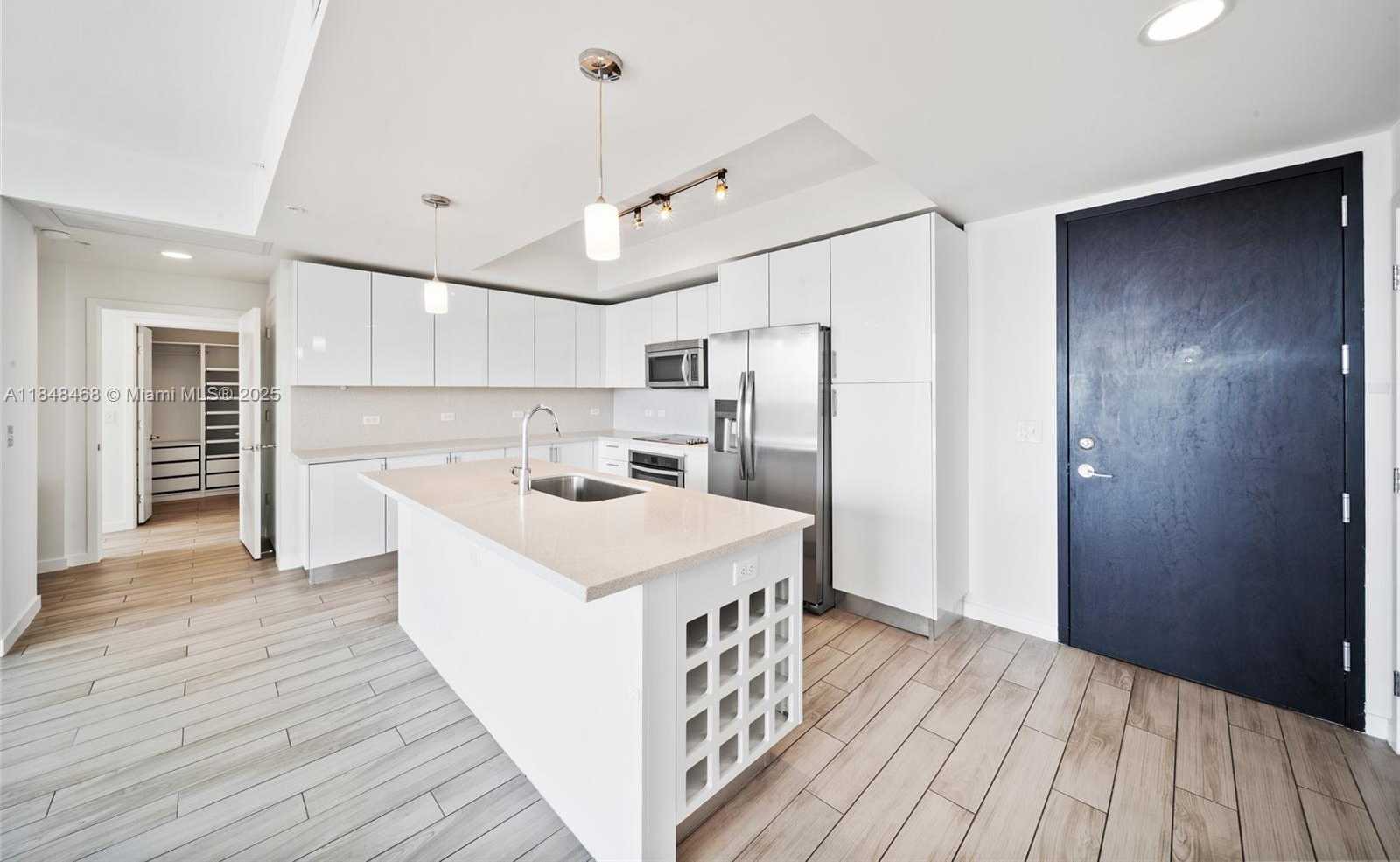 Small Image of 999 SOUTH WEST 1ST AVE #2406, Miami Number 8