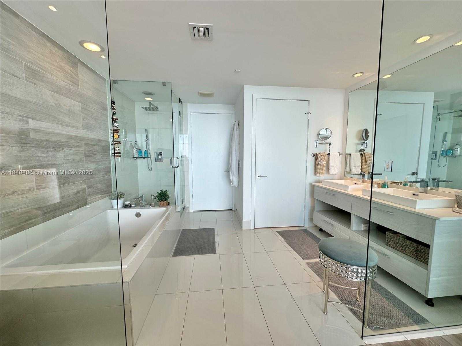 Small Image of 650 NORTH EAST 32ND ST #1404, Miami Number 12
