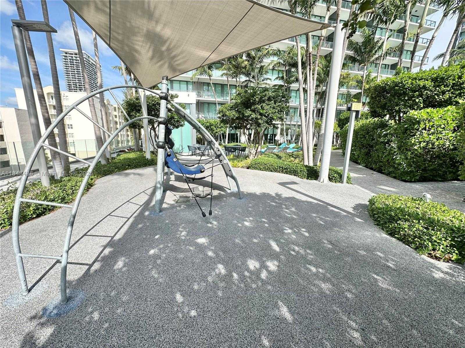 Small Image of 650 NORTH EAST 32ND ST #1404, Miami Number 51