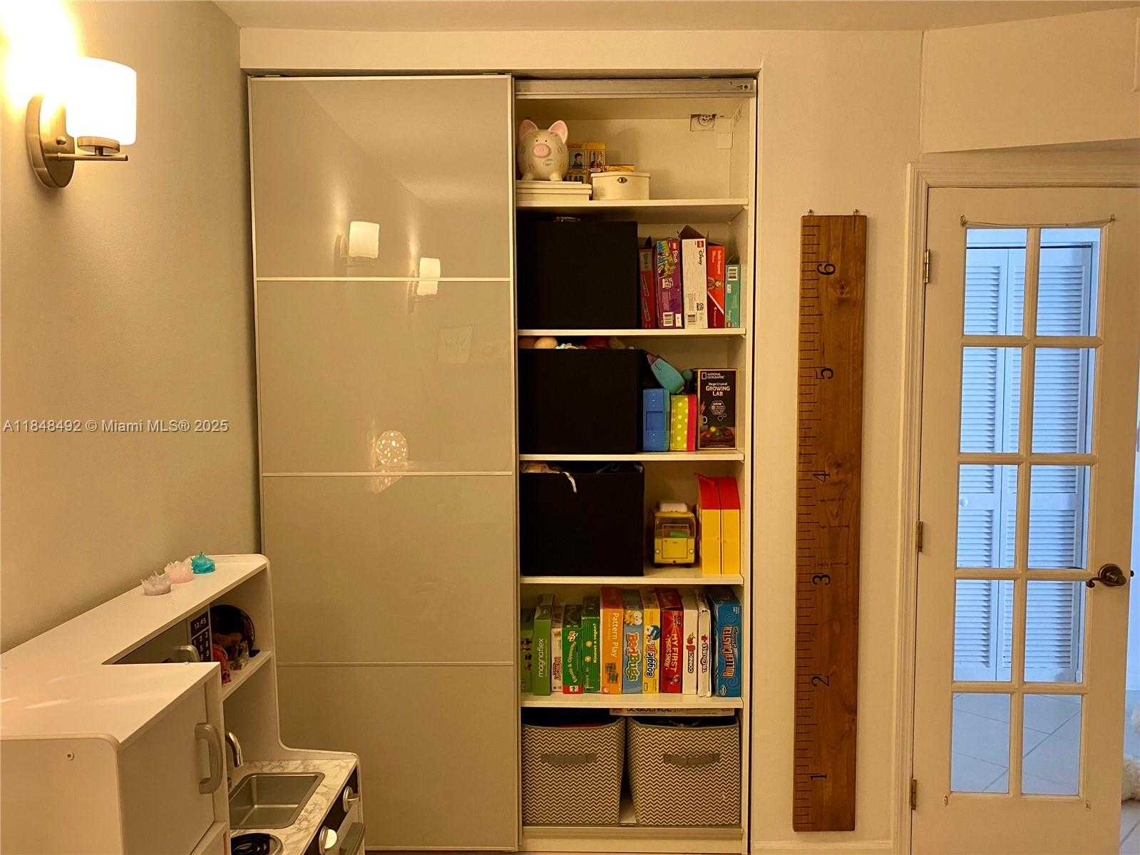 Small Image of 1155 BRICKELL BAY DR #302, Miami Number 23
