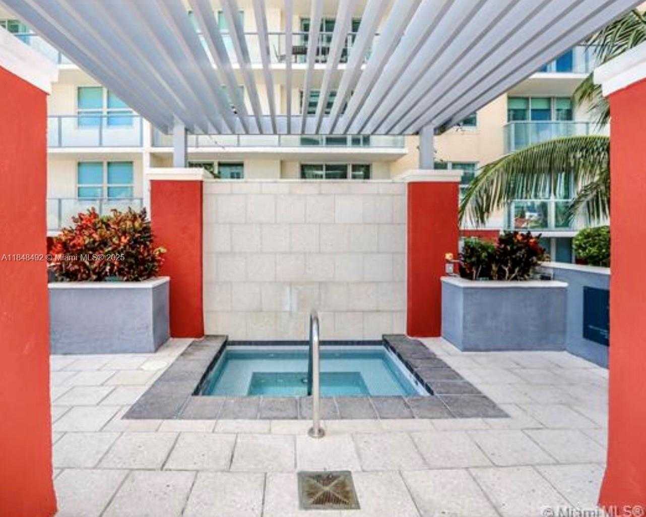 Small Image of 1155 BRICKELL BAY DR #302, Miami Number 36
