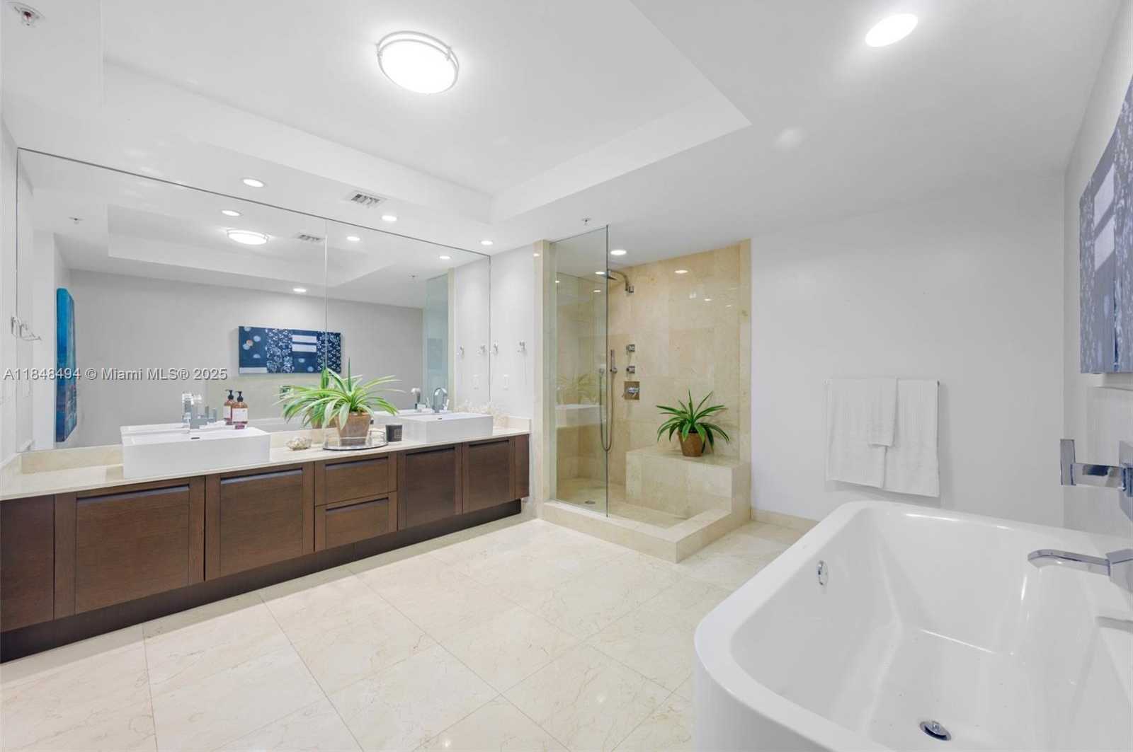 Small Image of 150 SUNNY ISLES BLVD #TH301, Sunny Isles Beach Number 18