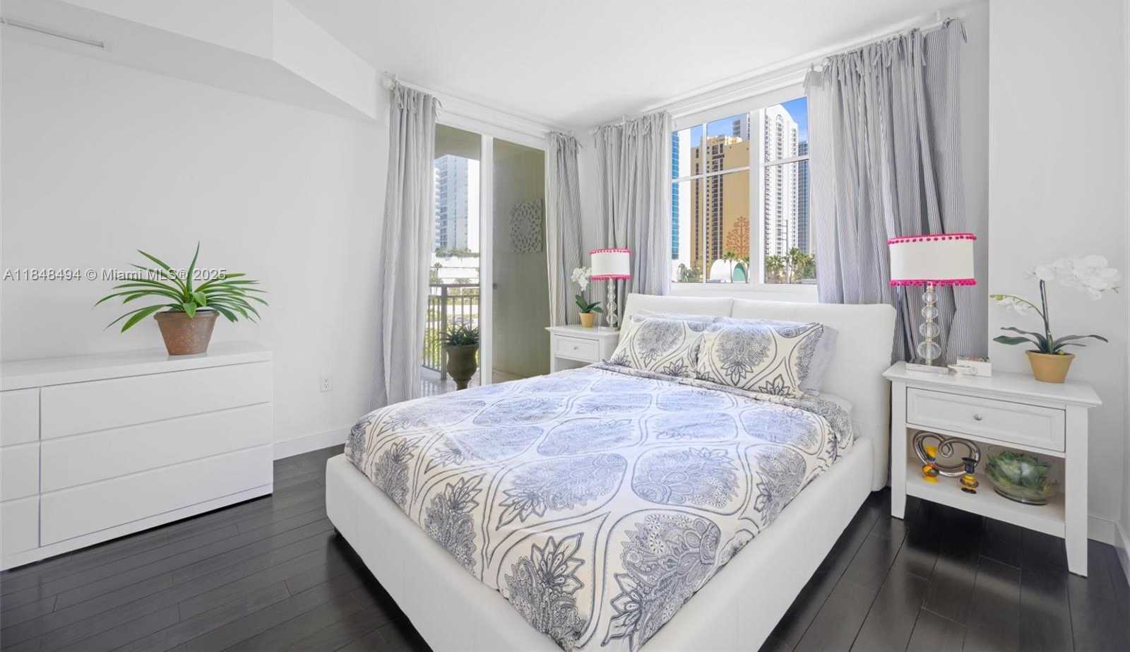 Small Image of 150 SUNNY ISLES BLVD #TH301, Sunny Isles Beach Number 21
