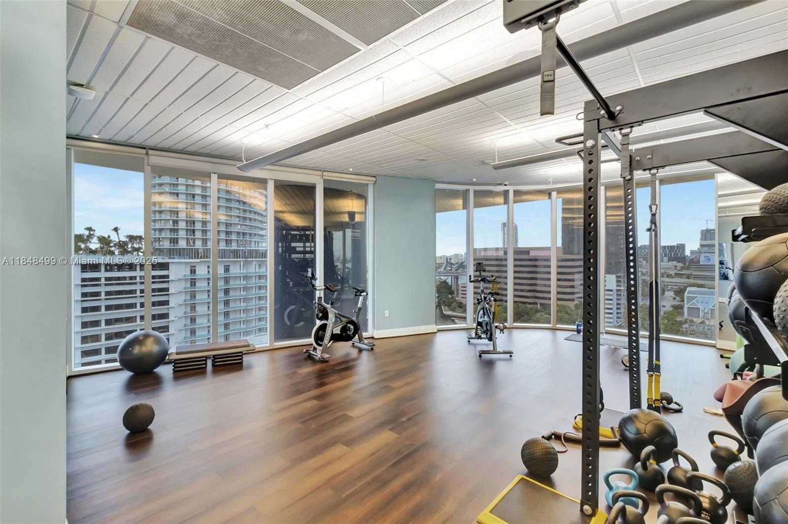 Small Image of 185 SOUTH WEST 7TH ST #4100, Miami Number 12