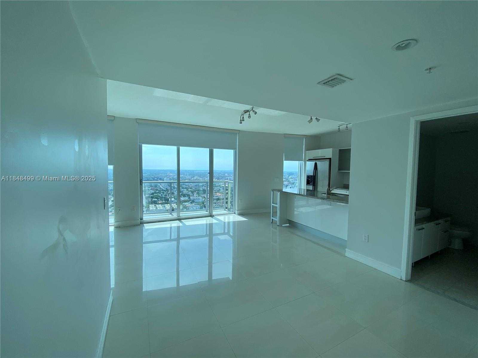 Small Image of 185 SOUTH WEST 7TH ST #4100, Miami Number 2