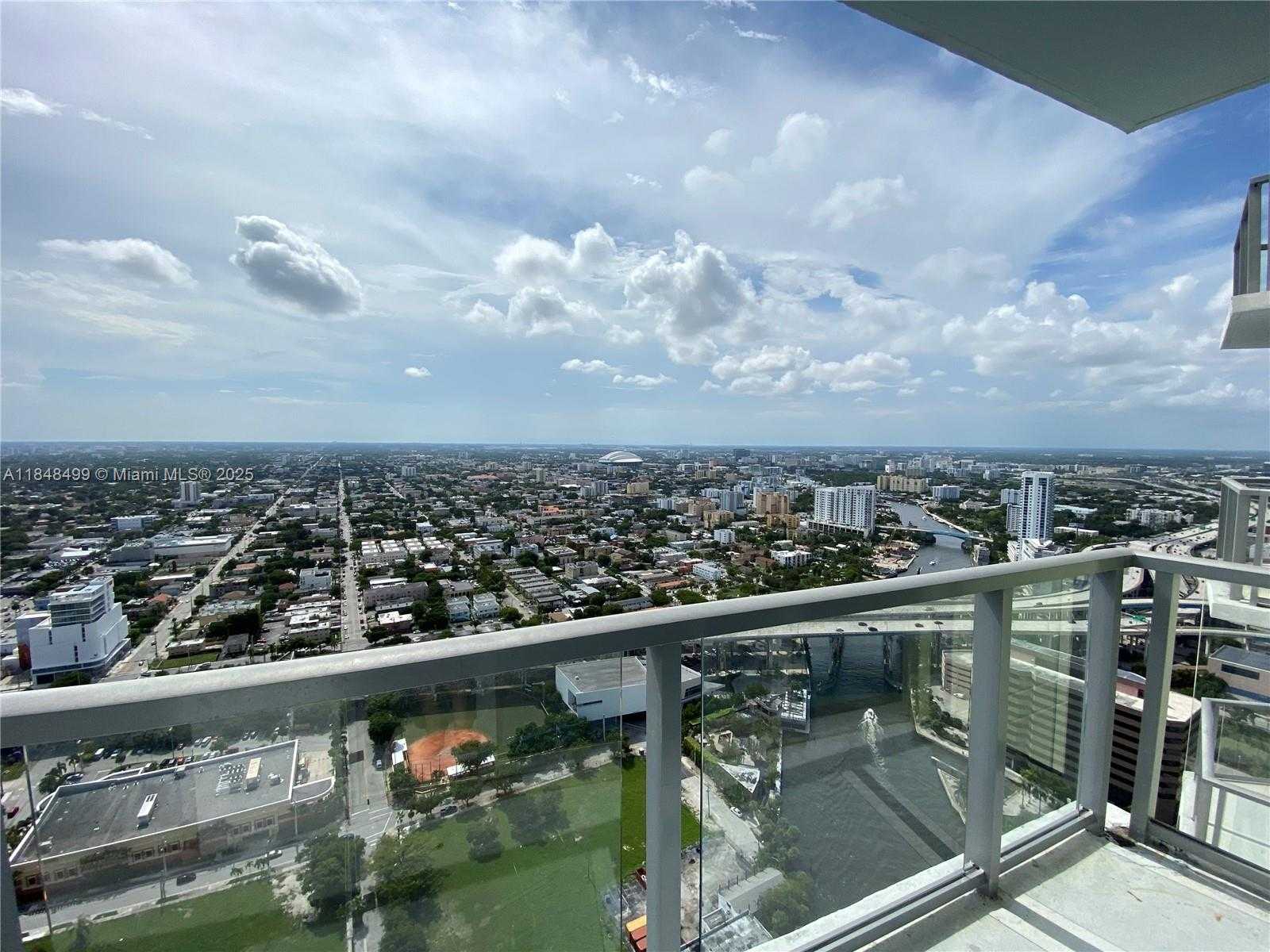 Small Image of 185 SOUTH WEST 7TH ST #4100, Miami Number 7