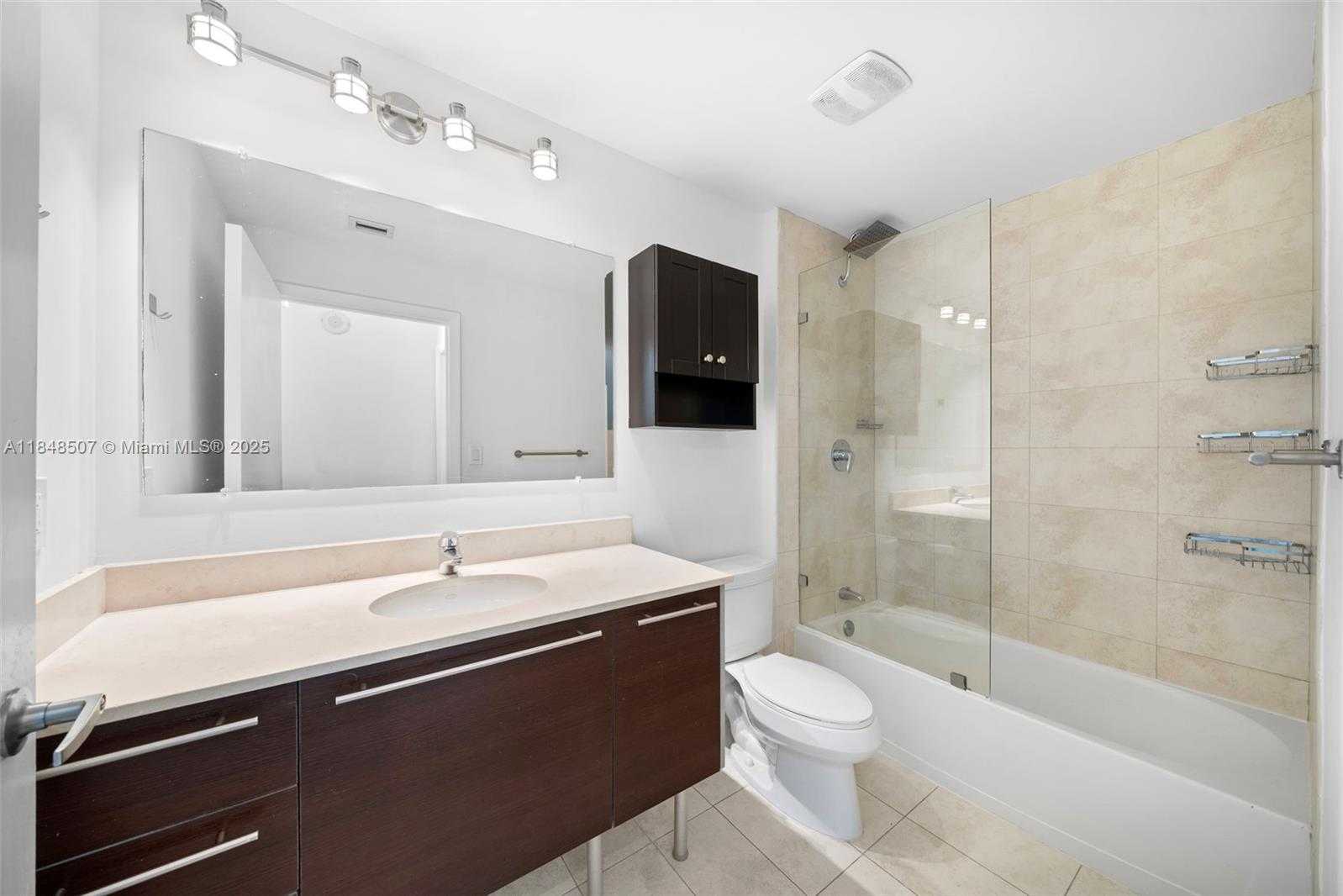Small Image of 1900 NORTH BAYSHORE DR #2503, Miami Number 16