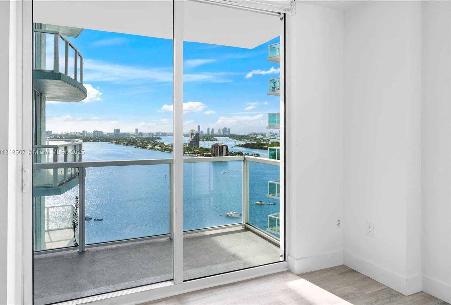 Small Image of 1900 NORTH BAYSHORE DR #2503, Miami Number 2