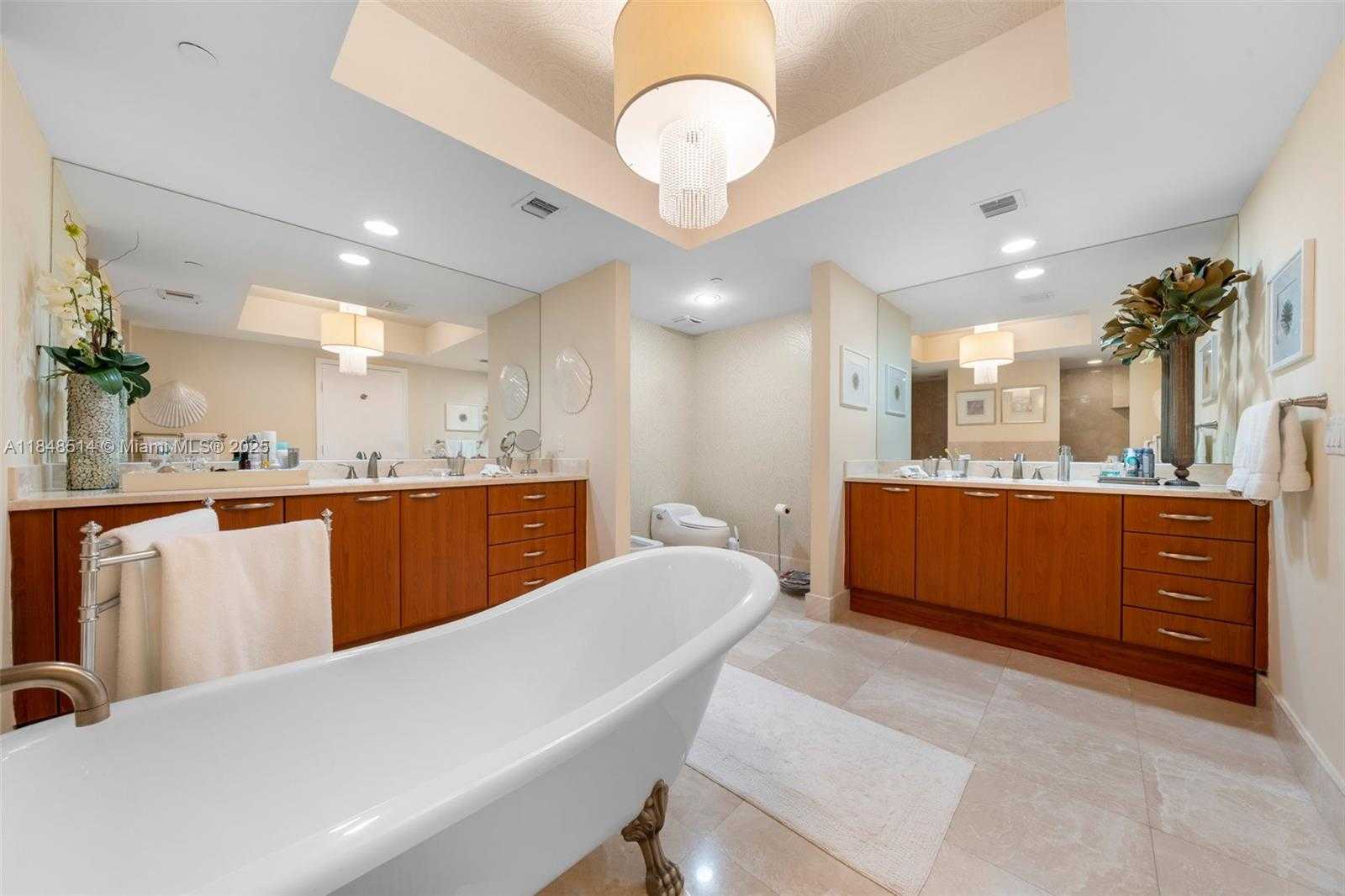 Small Image of 3301 NORTH EAST 183RD ST #1104, Aventura Number 11