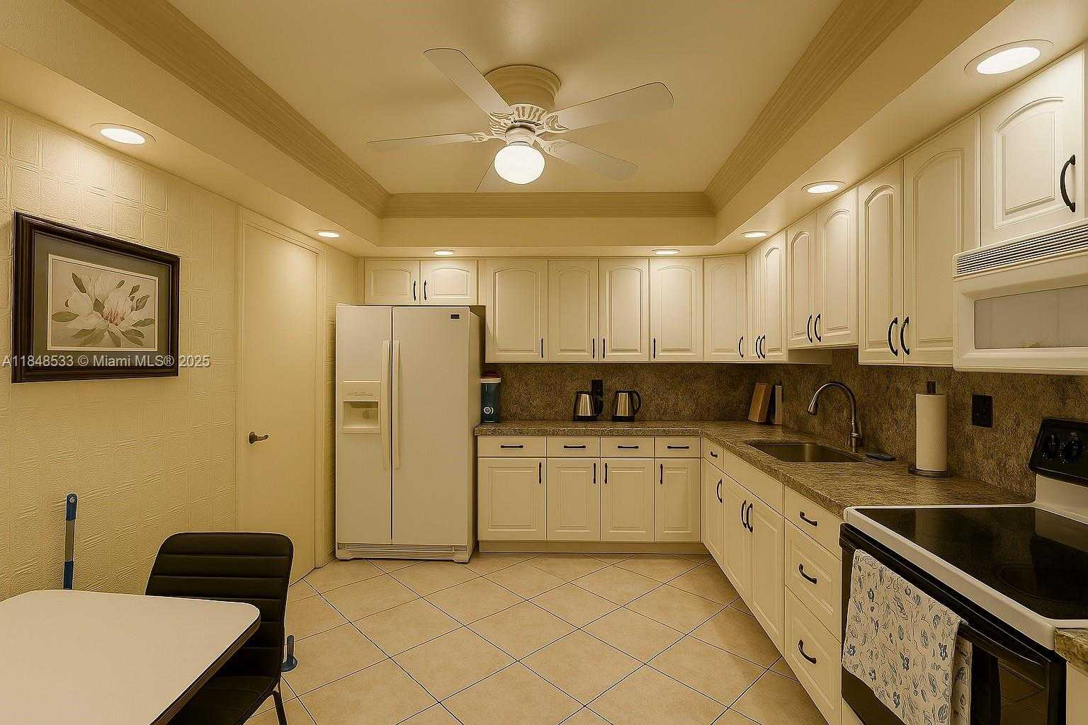 Small Image of 2030 SOUTH OCEAN DR #2004, Hallandale Beach Number 4