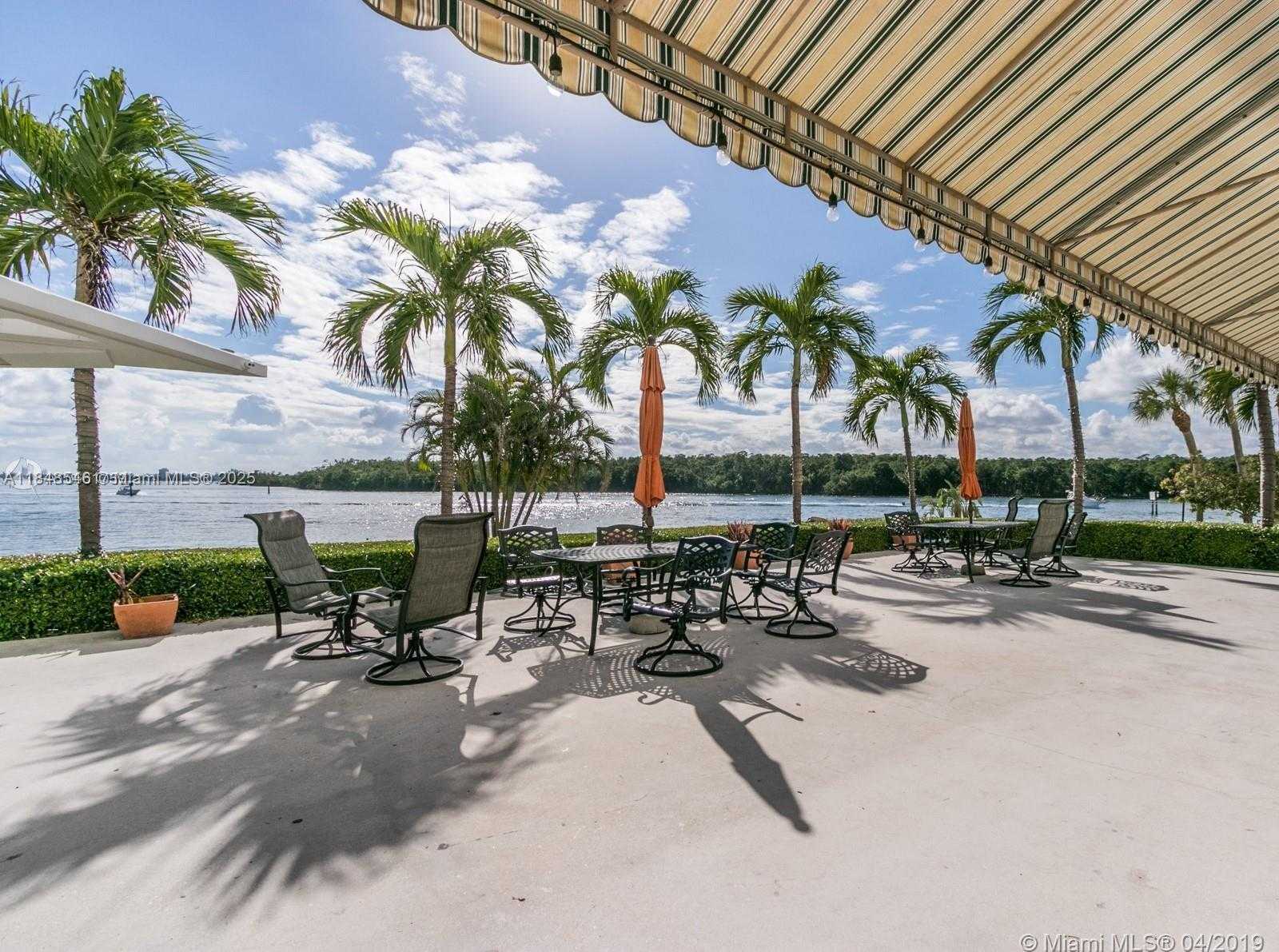 Small Image of 500 BAYVIEW DR #725, Sunny Isles Beach Number 16