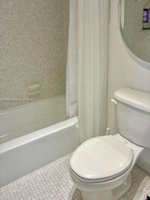 Small Image of 500 BAYVIEW DR #725, Sunny Isles Beach Number 9