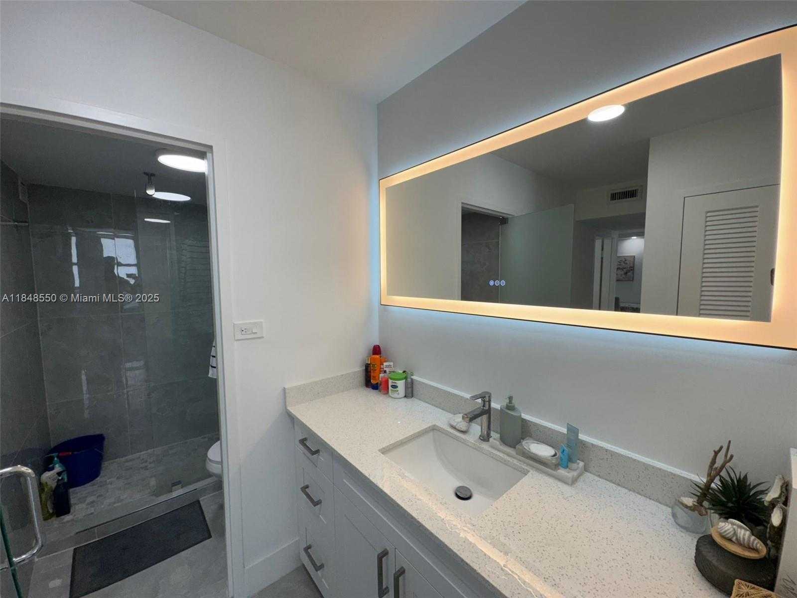 Small Image of 9225 COLLINS AVE #504, Surfside Number 5