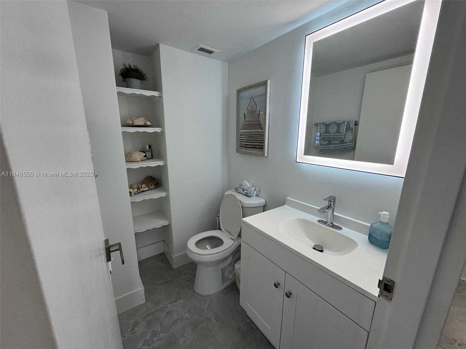 Small Image of 9225 COLLINS AVE #504, Surfside Number 7