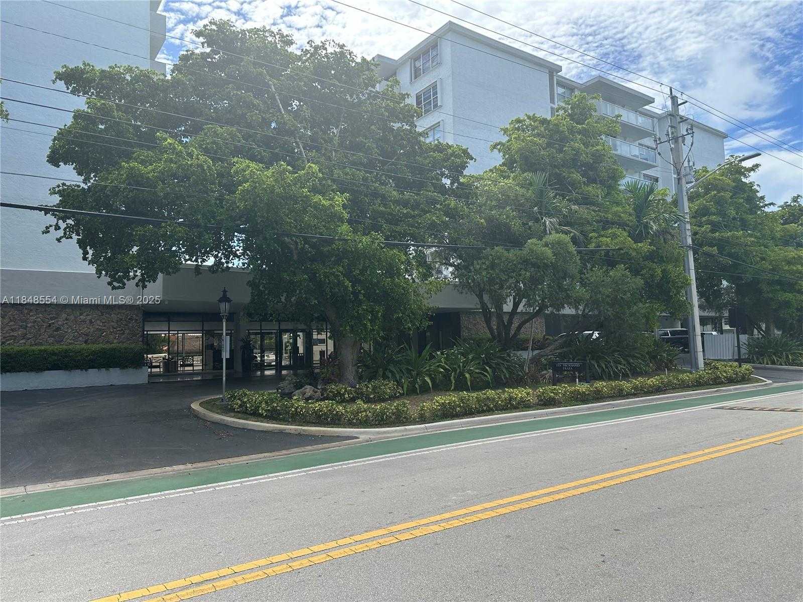 Small Image of 10000 WEST BAY HARBOR DR #625, Bay Harbor Islands Number 2