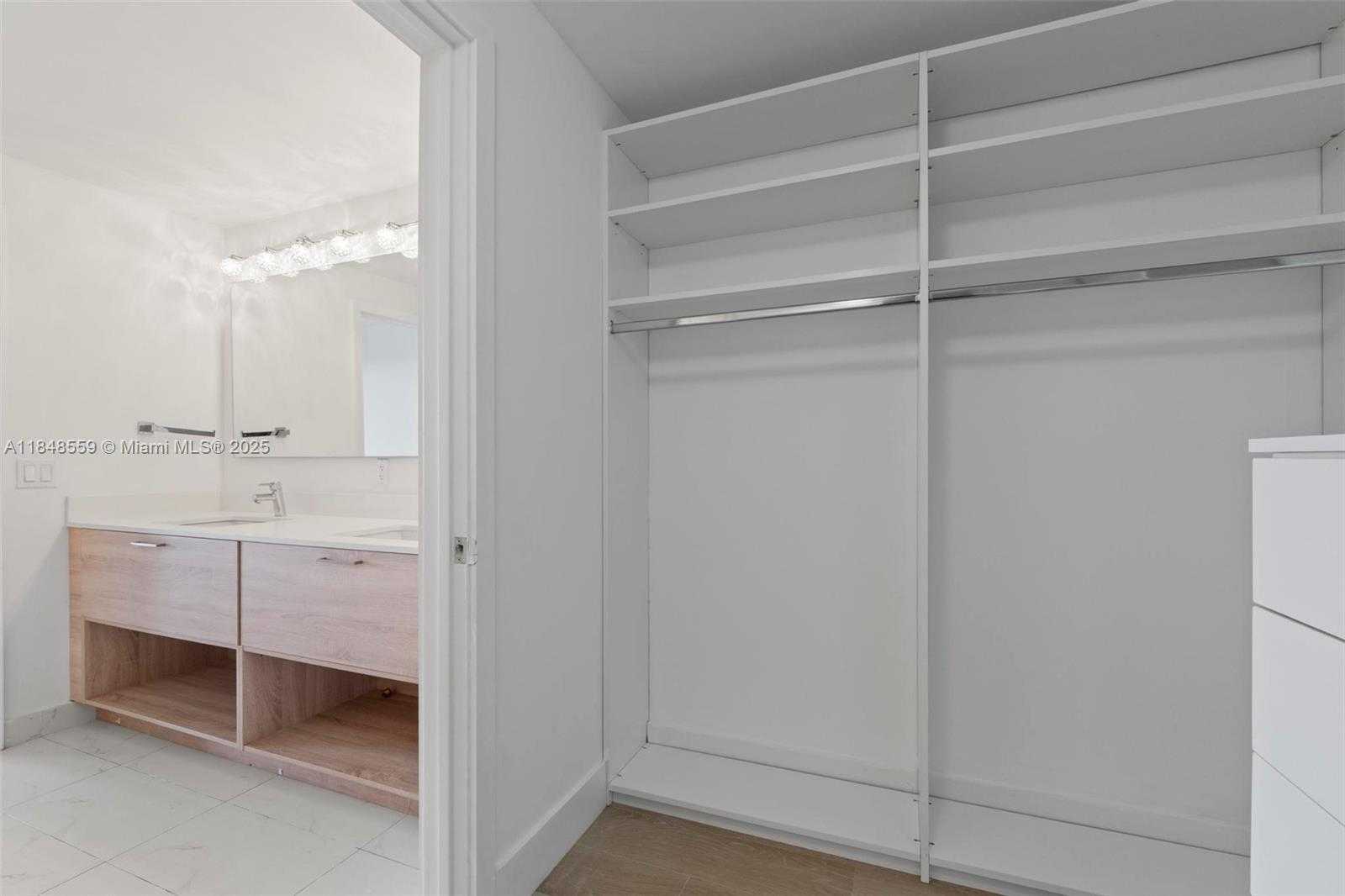 Small Image of 16385 Biscayne Blvd, Sunny Isles Beach, FL 33160, USA Number 22