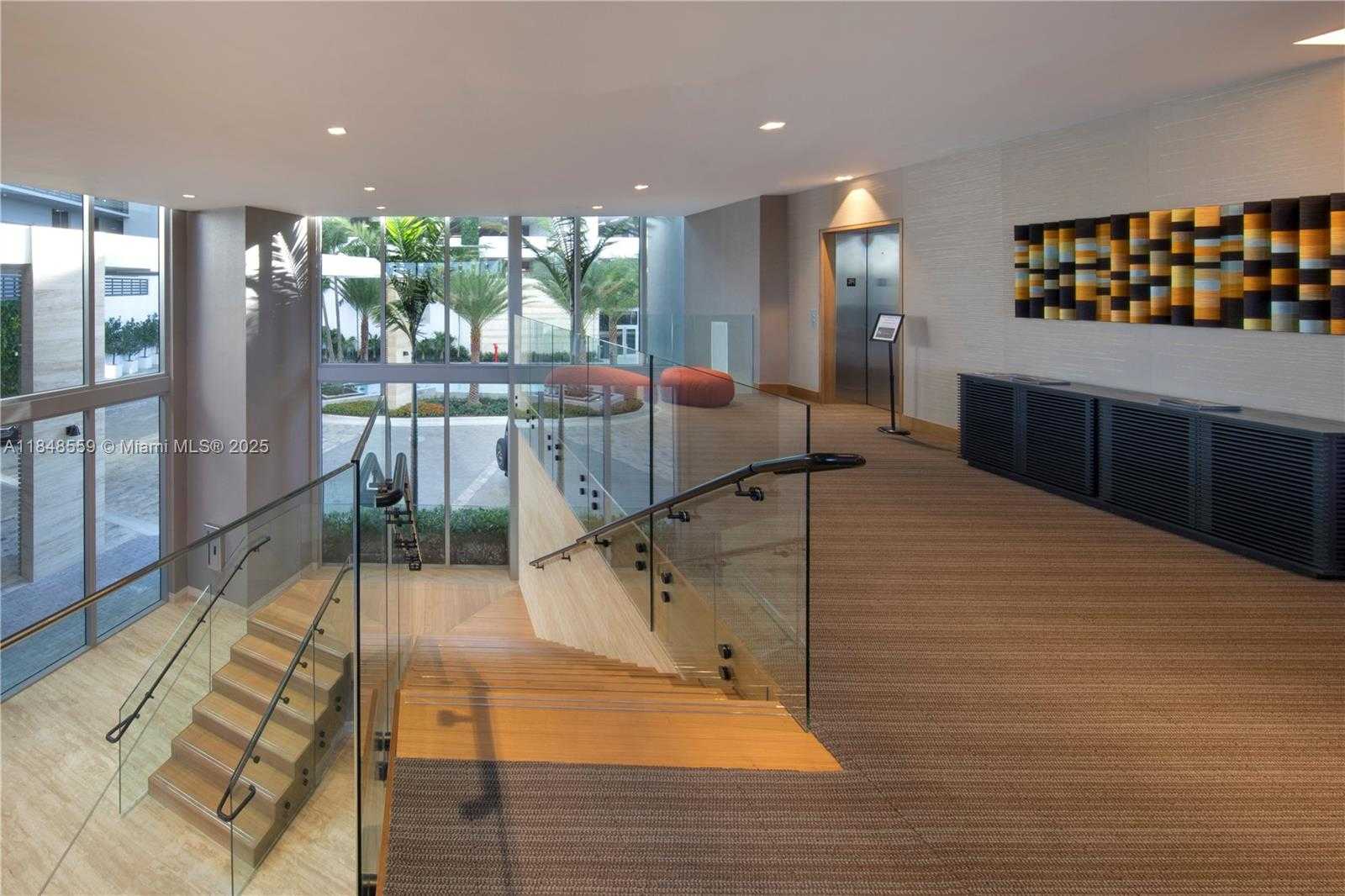 Small Image of 16385 Biscayne Blvd, Sunny Isles Beach, FL 33160, USA Number 32