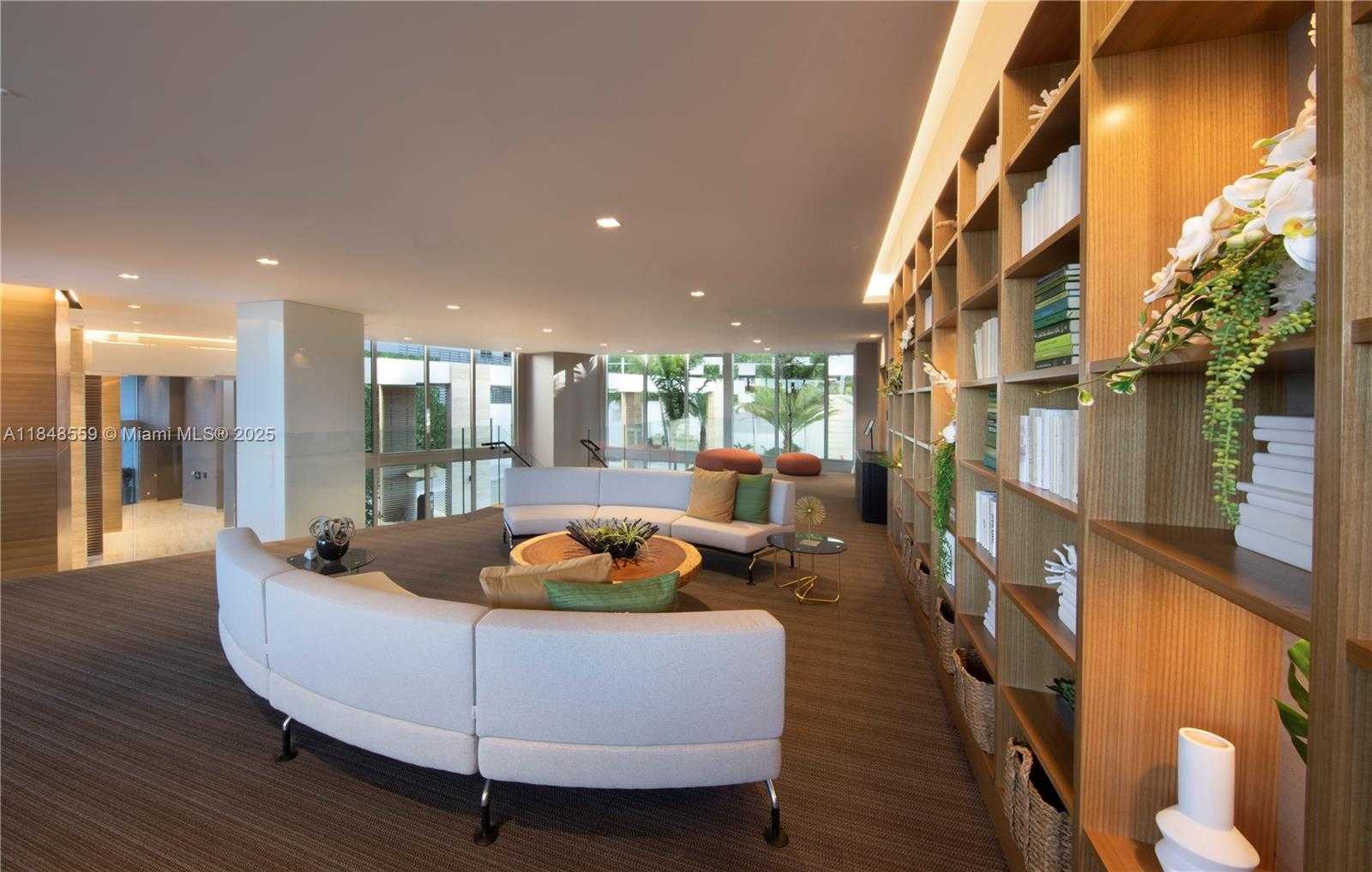 Small Image of 16385 Biscayne Blvd, Sunny Isles Beach, FL 33160, USA Number 35