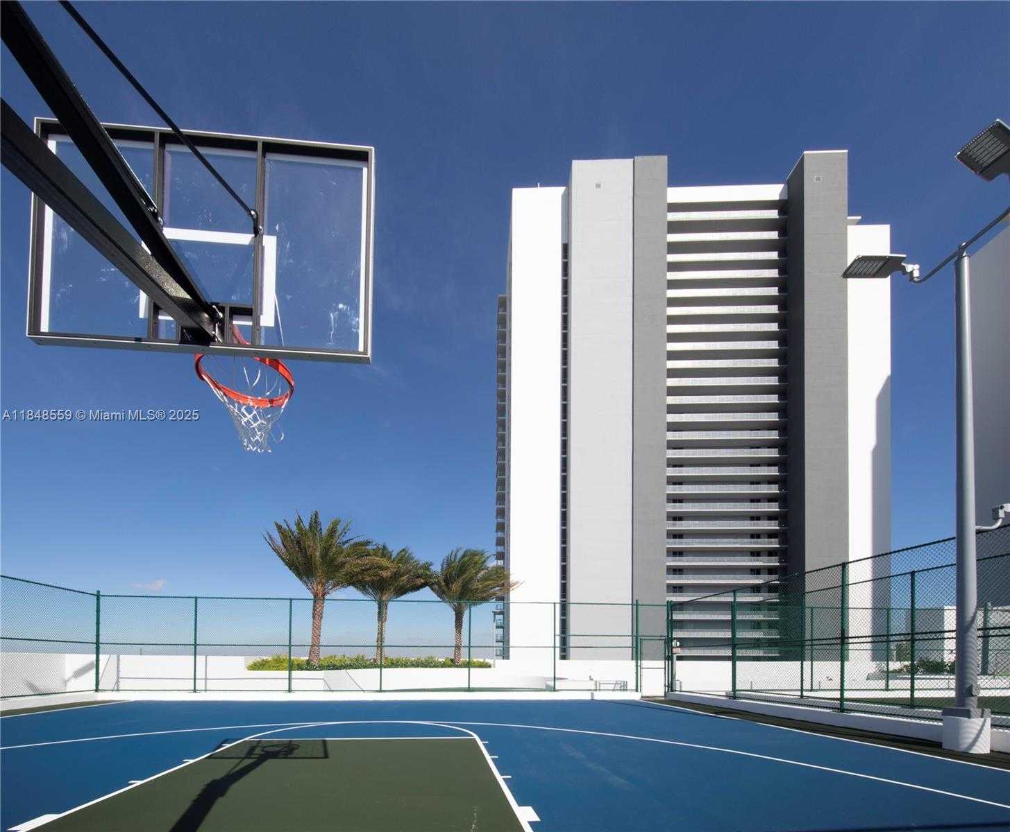 Small Image of 16385 Biscayne Blvd, Sunny Isles Beach, FL 33160, USA Number 43