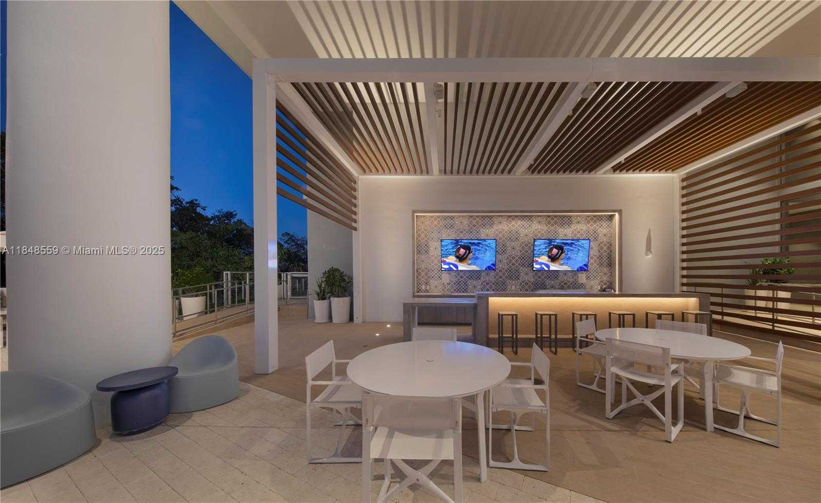 Small Image of 16385 Biscayne Blvd, Sunny Isles Beach, FL 33160, USA Number 45