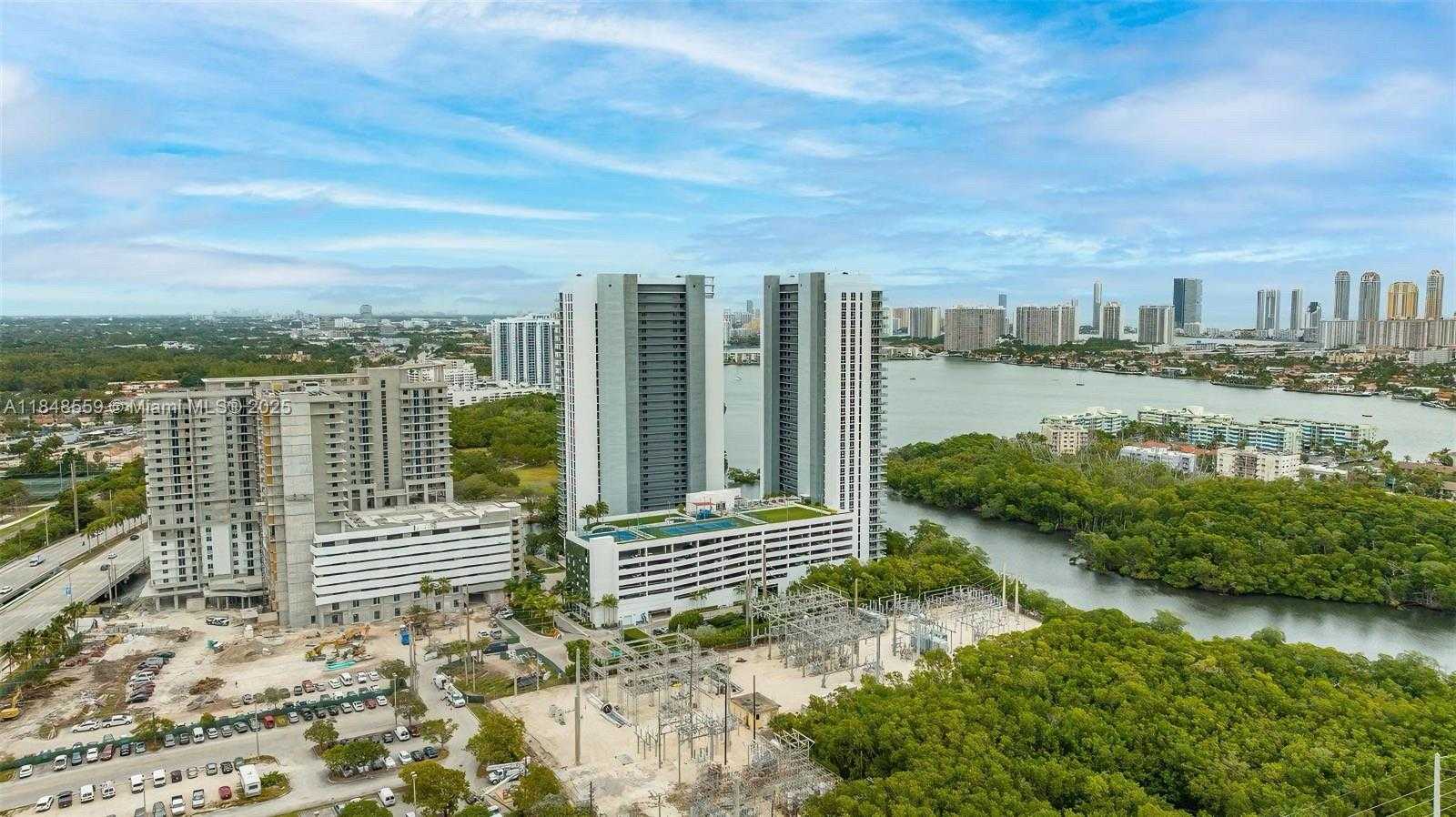 Small Image of 16385 Biscayne Blvd, Sunny Isles Beach, FL 33160, USA Number 54