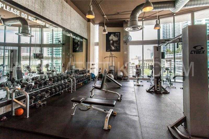 Small Image of 690 SOUTH WEST 1ST CT #1834, Miami Number 16