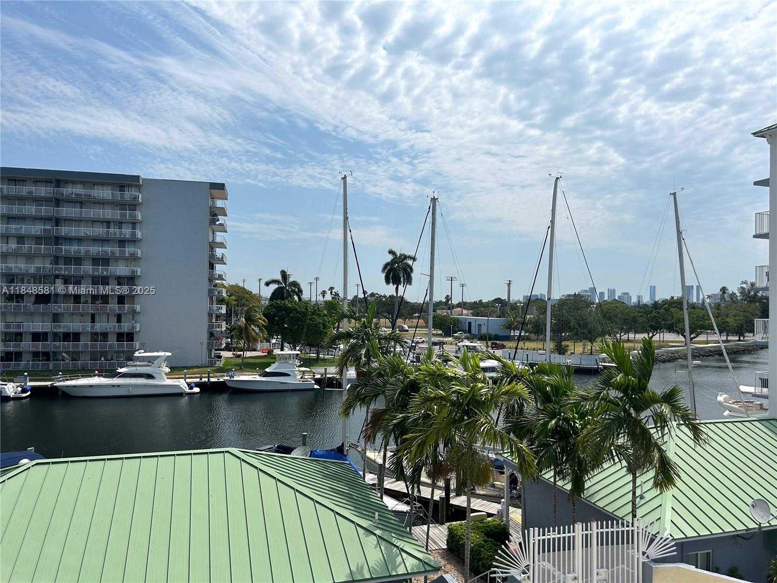 Small Image of 2475 NORTH WEST 16TH ST RD #410, Miami Number 6