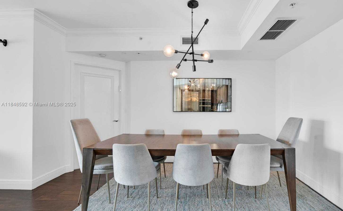 Small Image of 19400 TURNBERRY WAY #1821, Aventura Number 6