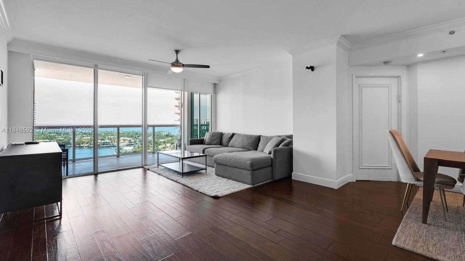 Small Image of 19400 TURNBERRY WAY #1821, Aventura Number 75