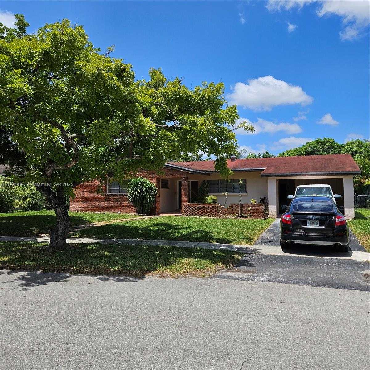 Small Image of 18260 NORTH EAST 8TH AVE, North Miami Beach Number 14