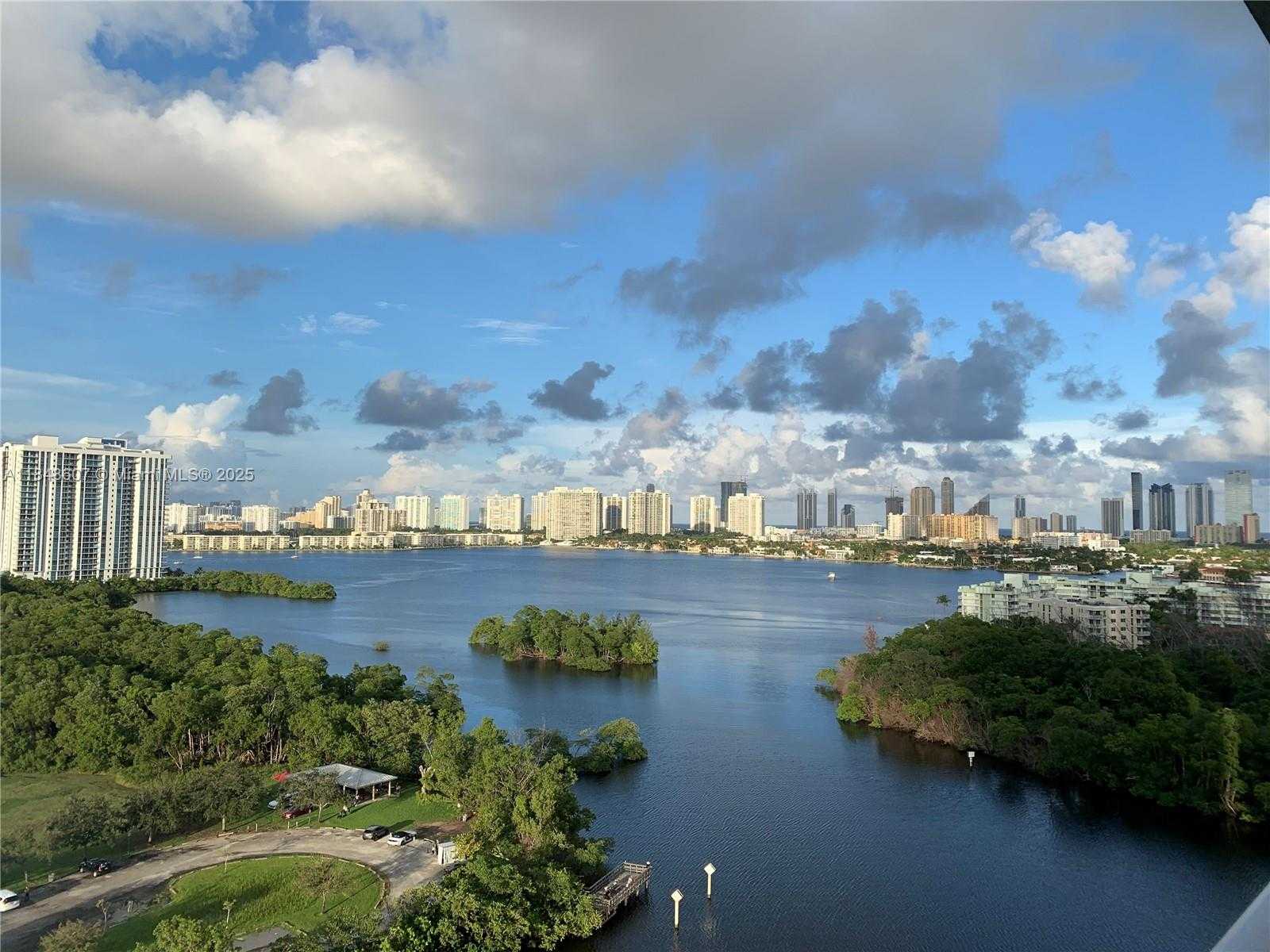 Small Image of 16385 BISCAYNE BLVD #1503, North Miami Beach Number 17