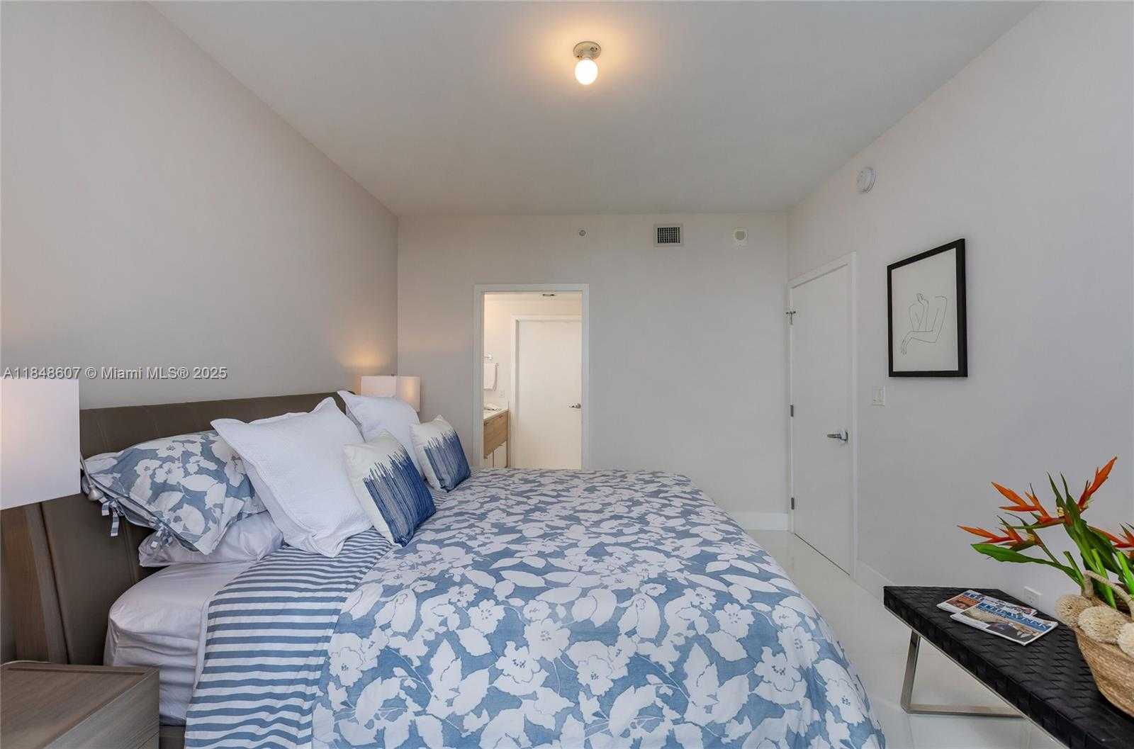 Small Image of 16385 BISCAYNE BLVD #1503, North Miami Beach Number 19