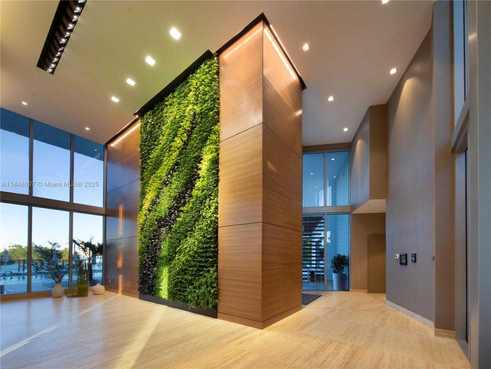 Small Image of 16385 BISCAYNE BLVD #1503, North Miami Beach Number 30