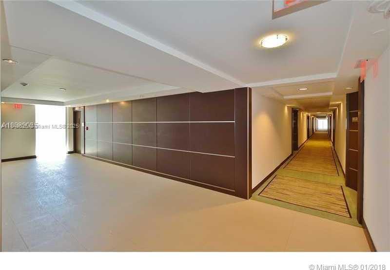 Small Image of 5701 COLLINS AVE #1008, Miami Beach Number 4