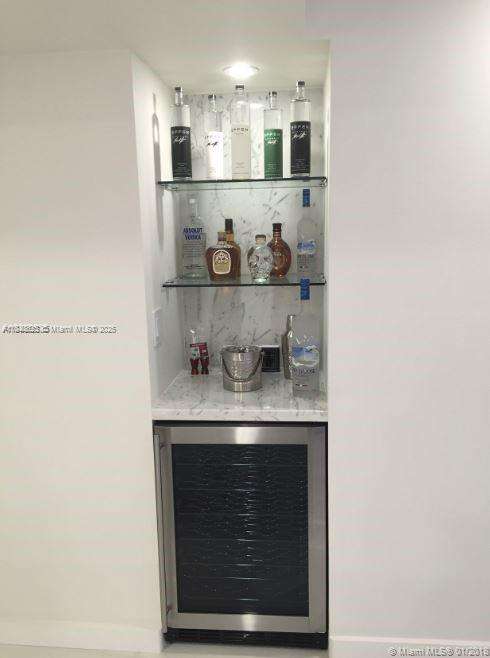 Small Image of 5701 COLLINS AVE #1008, Miami Beach Number 5