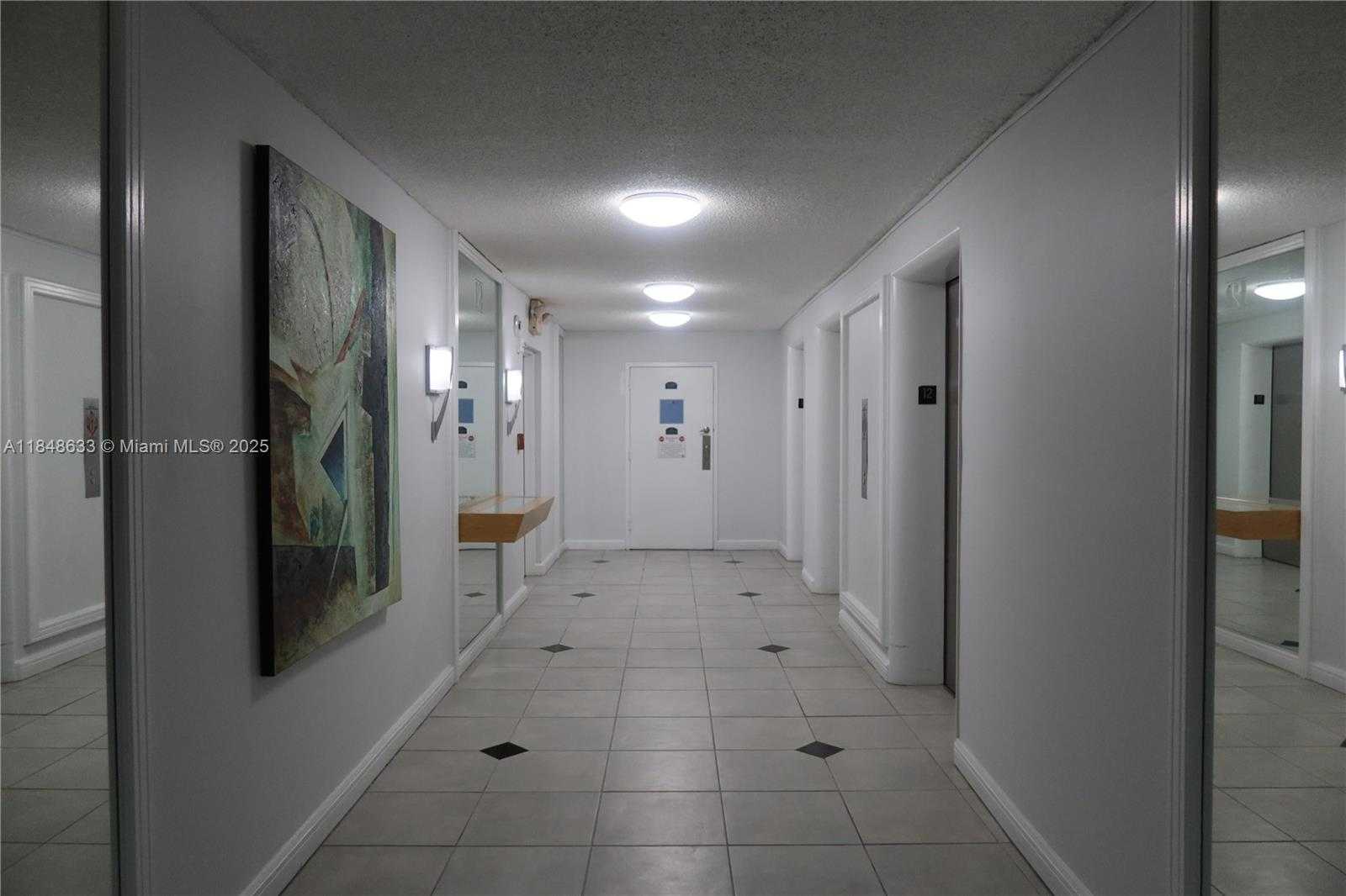 Small Image of 6770 INDIAN CREEK DR #12C, Miami Beach Number 13