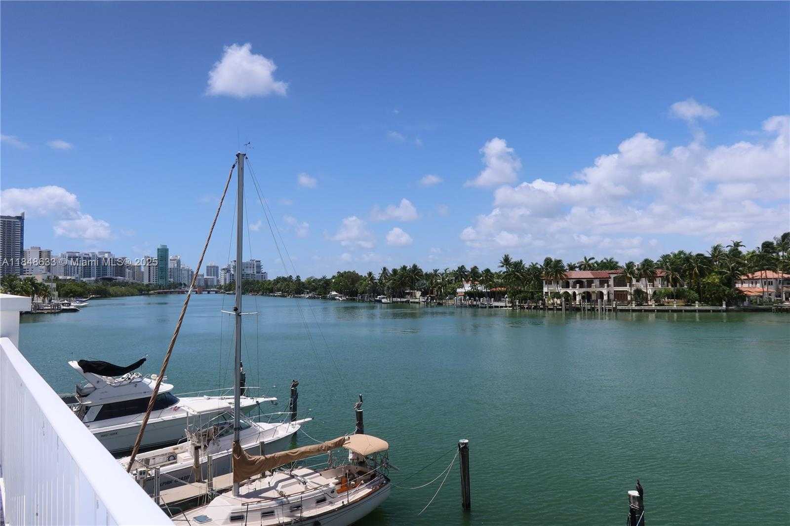 Small Image of 6770 INDIAN CREEK DR #12C, Miami Beach Number 17
