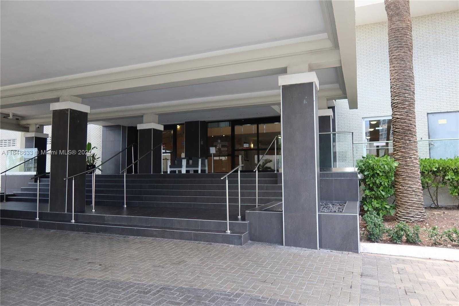 Small Image of 6770 INDIAN CREEK DR #12C, Miami Beach Number 22
