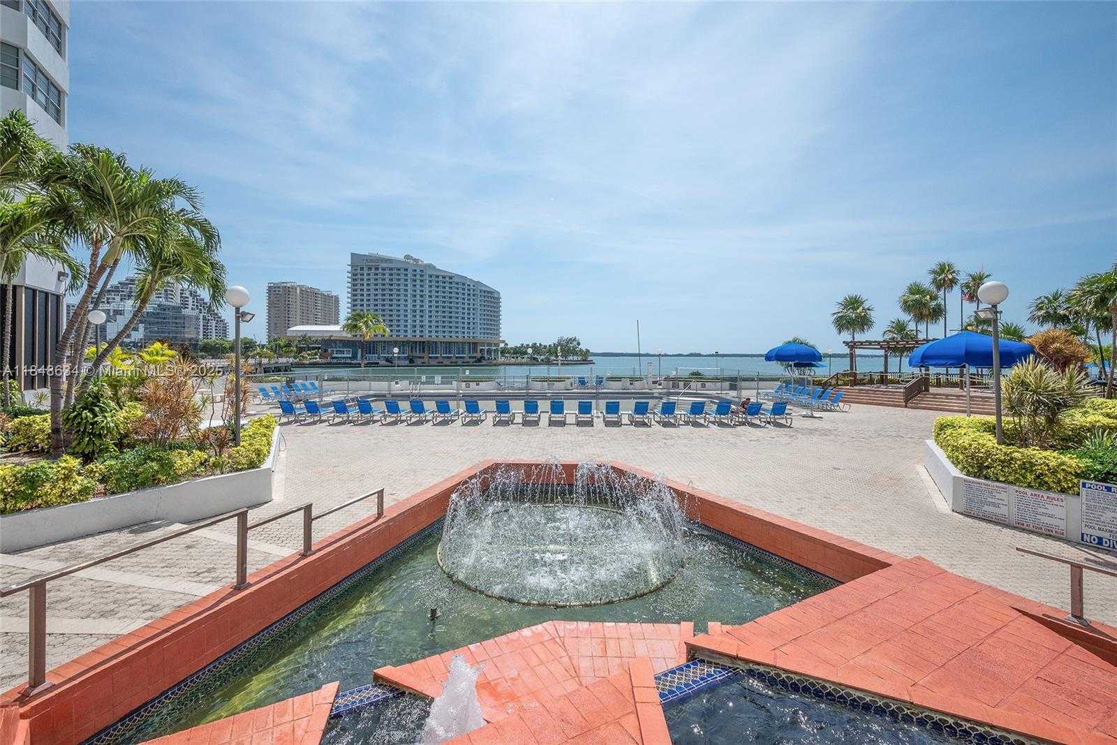 Small Image of 801 BRICKELL BAY DR #1662, Miami Number 19