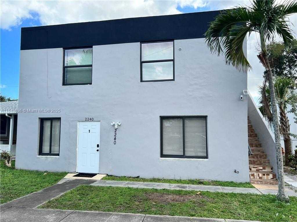 Small Image of 2240 SIMMS ST #1, Hollywood Number 8