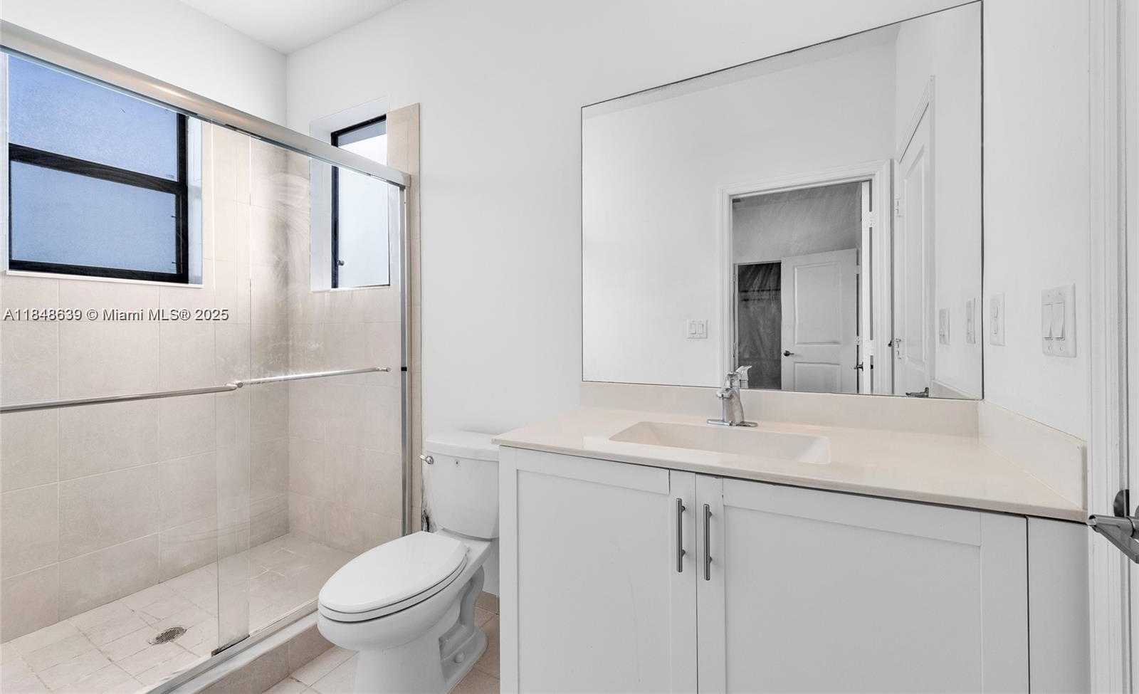Small Image of 21460 NORTH EAST 2ND #21460, Miami Number 26