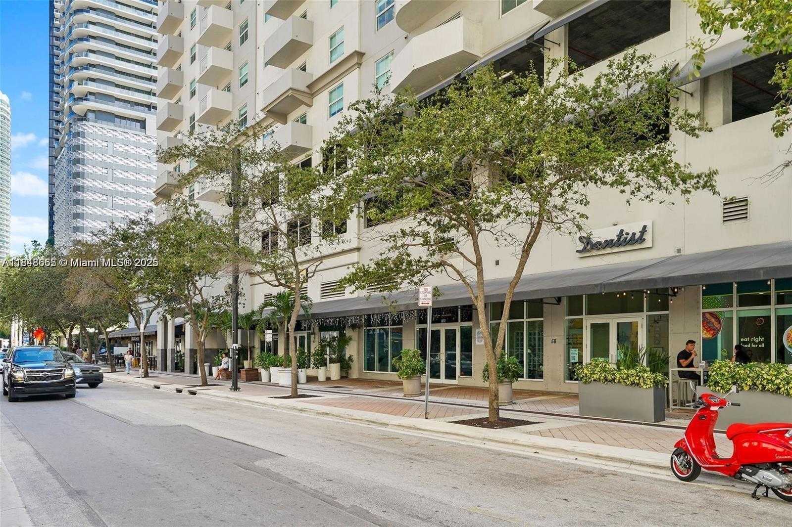 Small Image of 999 SOUTH WEST 1ST AVE #2717, Miami Number 26