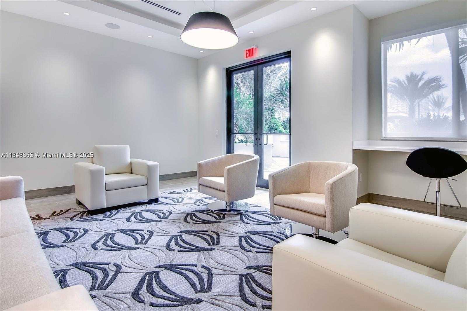 Small Image of 999 SOUTH WEST 1ST AVE #2717, Miami Number 36