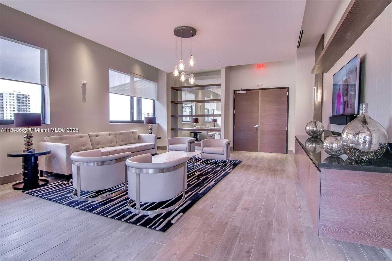 Small Image of 999 SOUTH WEST 1ST AVE #2717, Miami Number 49